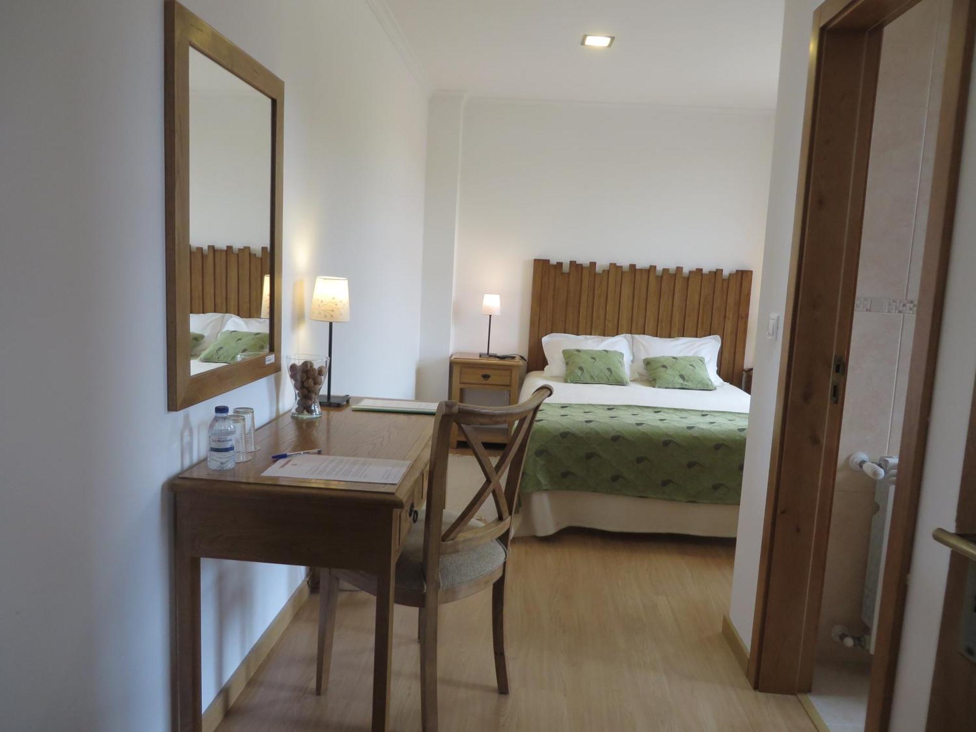 ヴィーラ・フロール Quinta Do Palameヴィラ 部屋 写真